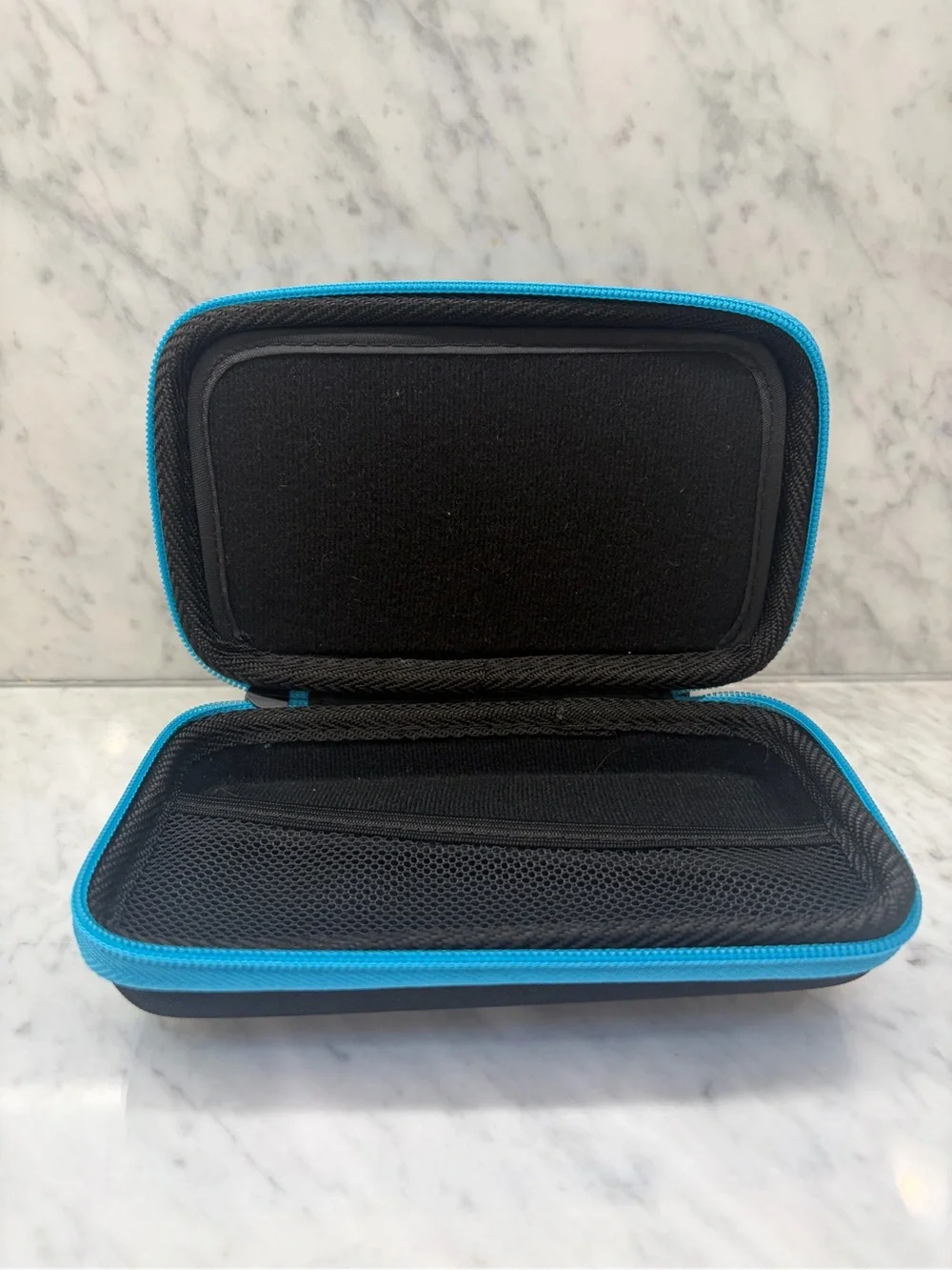 Nintendo 2DS Hard Shell Carrying Case Black & Blue Travel Storage Case